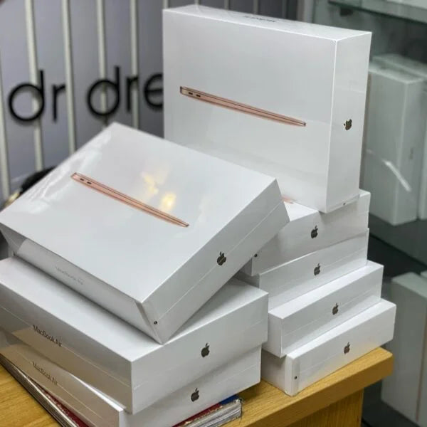 Apple MacBook Pallets image 3