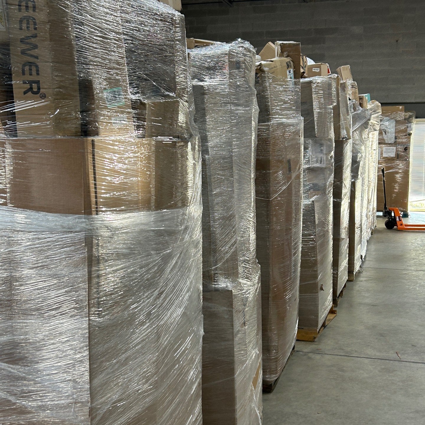 Amazon LPN Truckload image 3