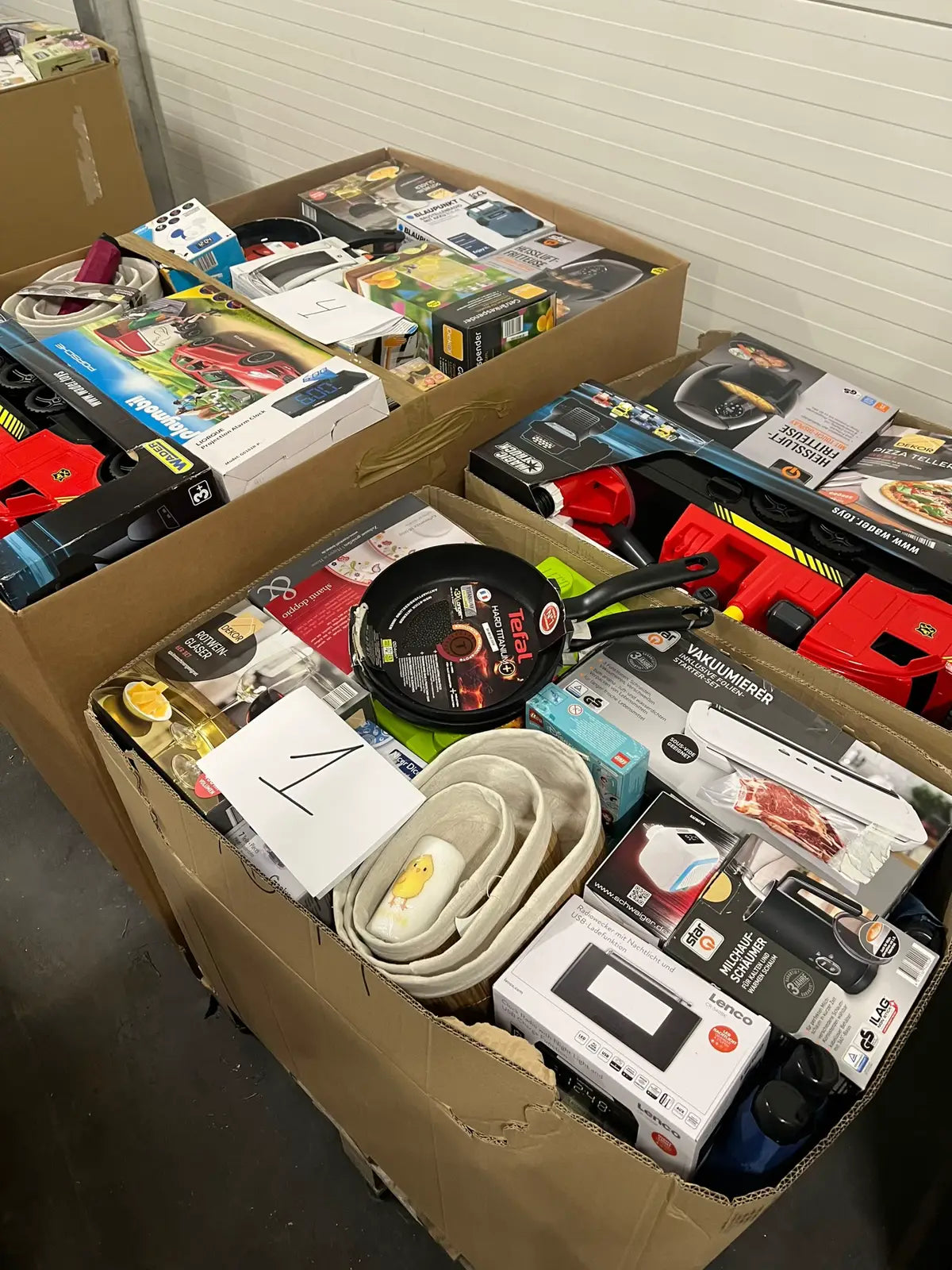 Small Kitchen APPLIANCES pallet image 5