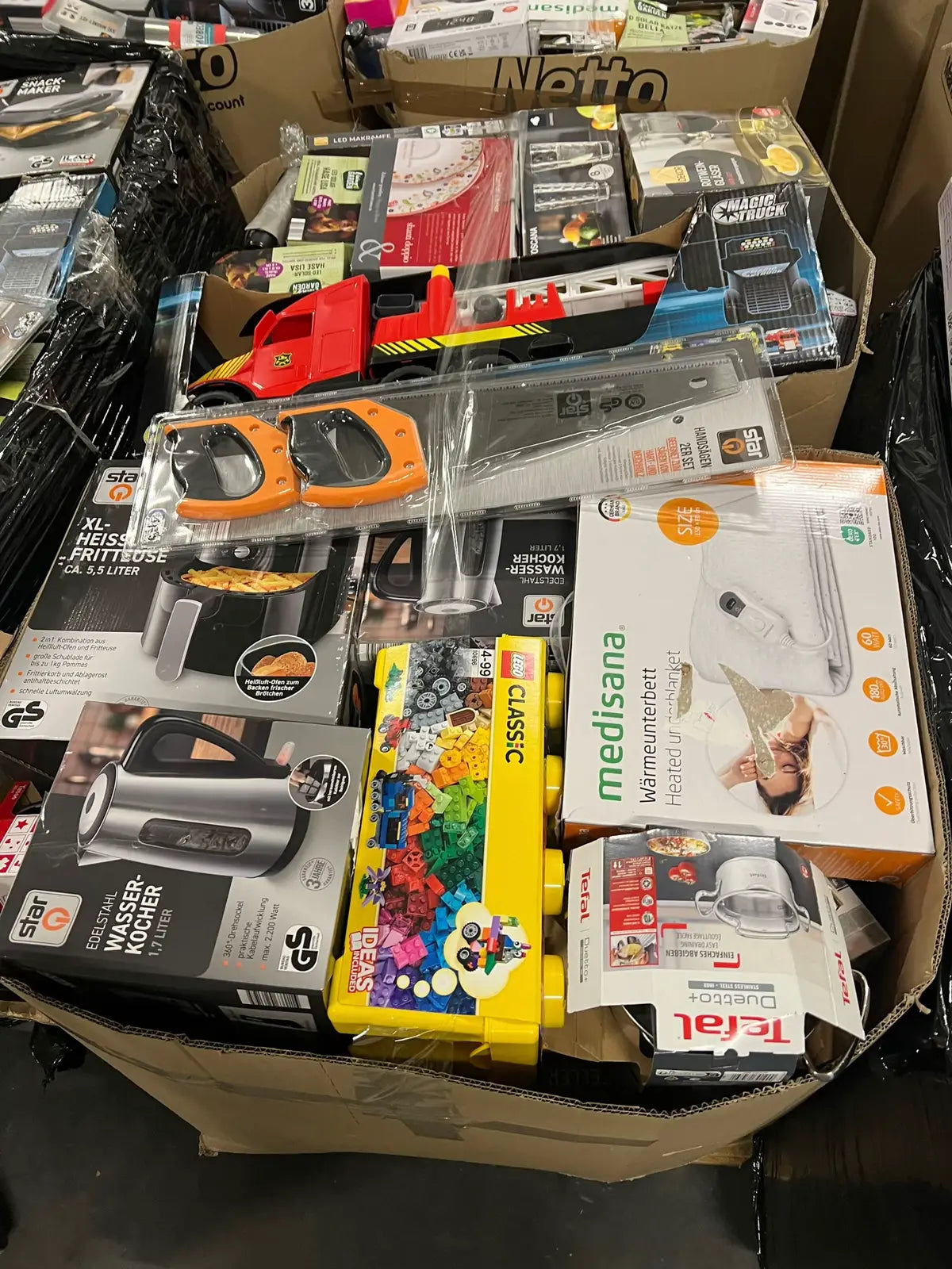 Small Kitchen APPLIANCES pallet image 1