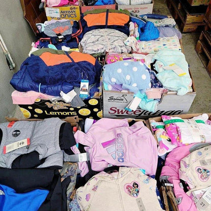 Kids Clothing Pallet image 0