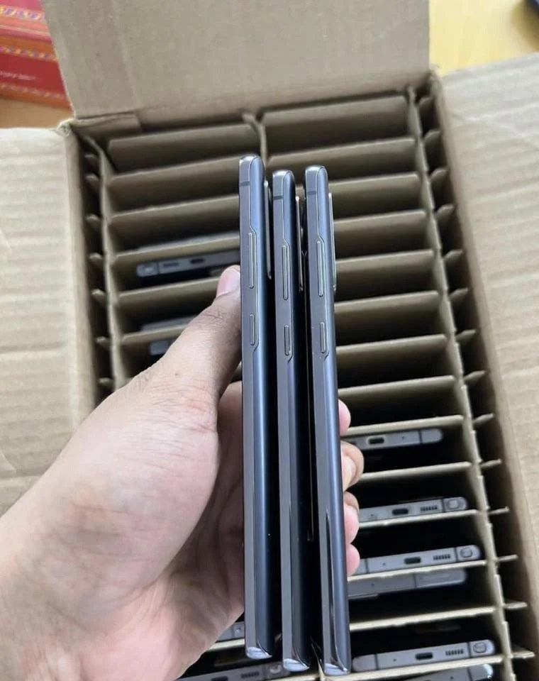 Samsung Galaxy Note 20 Pallet image 2