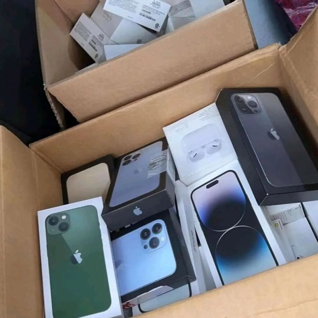 Bulk Iphone 13 Liquidation Pallets image 2