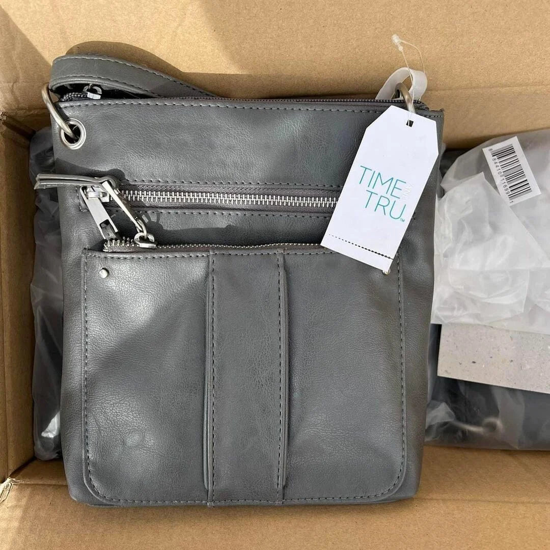 Purses Partial Load Pallets image 3