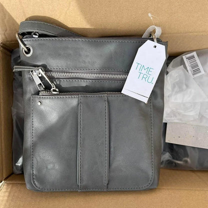 Purses Partial Load Pallets image 3