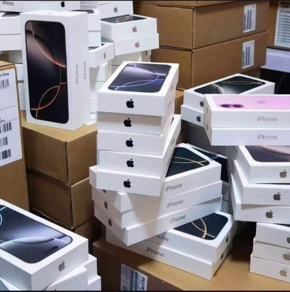 Wholesale iPhone 16 Pro Max Liquidation Pallets image 0