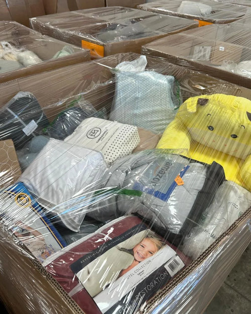 Bed Comforter Pallet image 0