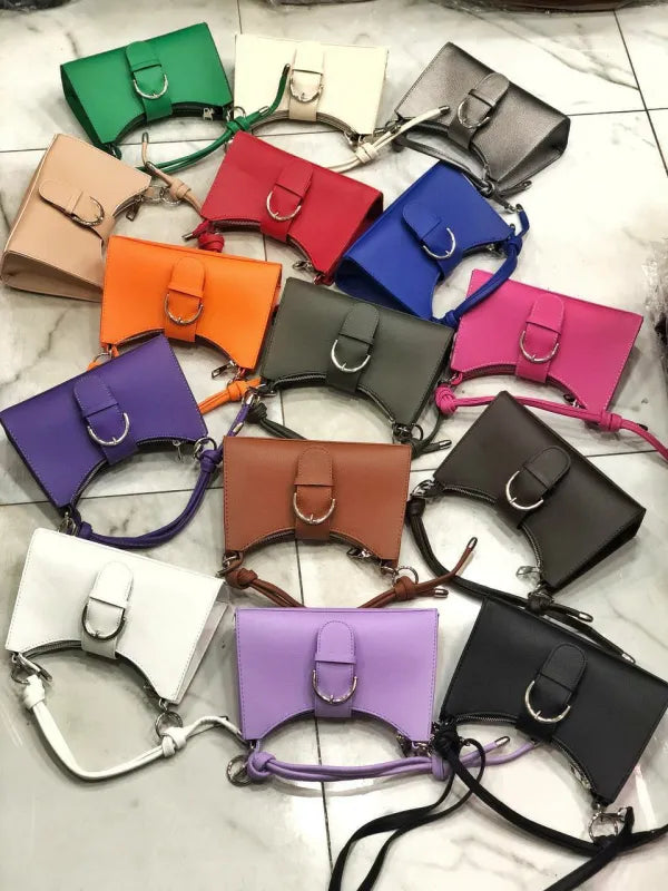 Woman Bags & Purse Pallets image 1