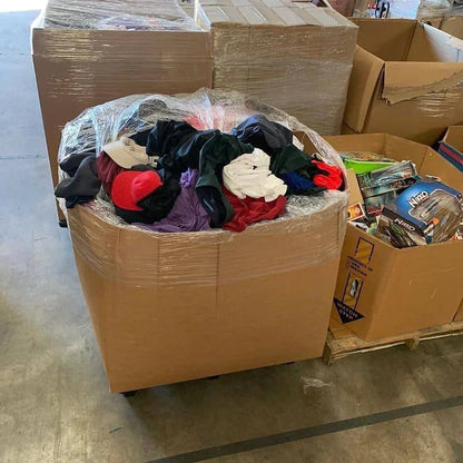 clothes pallets Mixed of Mens, Womens & Kids Returns/Shelf Pulls image 2