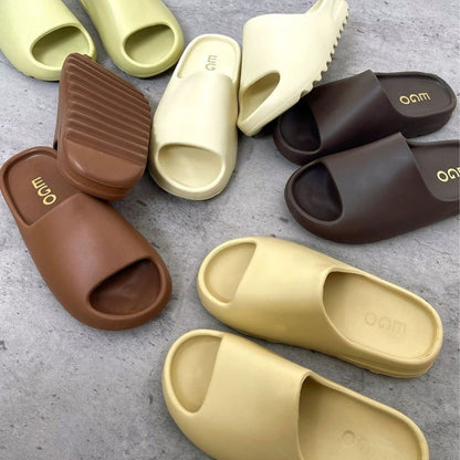 Yeezy Slides Pallets image 2