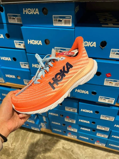 HOKA SHOES PALLET image 2