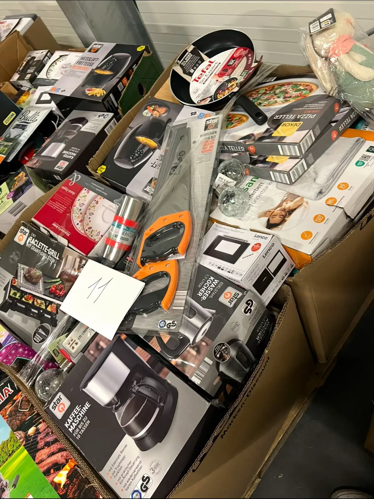Small Kitchen APPLIANCES pallet image 6